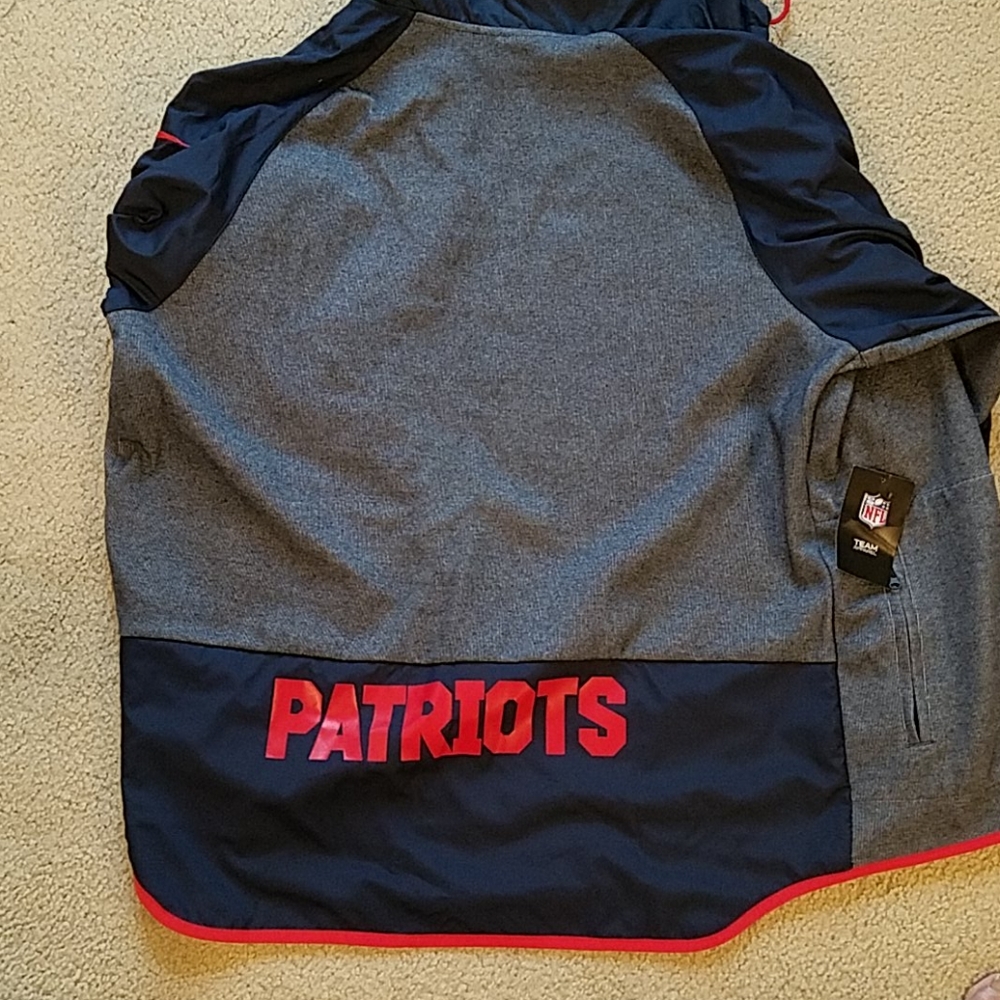 Nike New England Patriots Hooded Jacket - Picture 6 of 8
